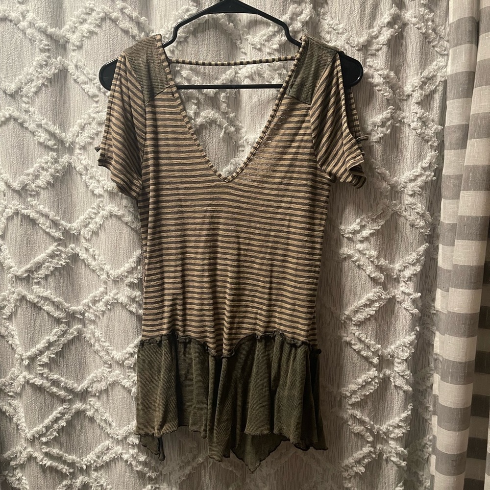 Gimmicks by BKE short sleeved shirt
